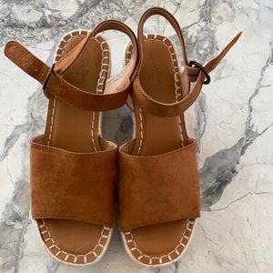 Tan/brown wedge shoes